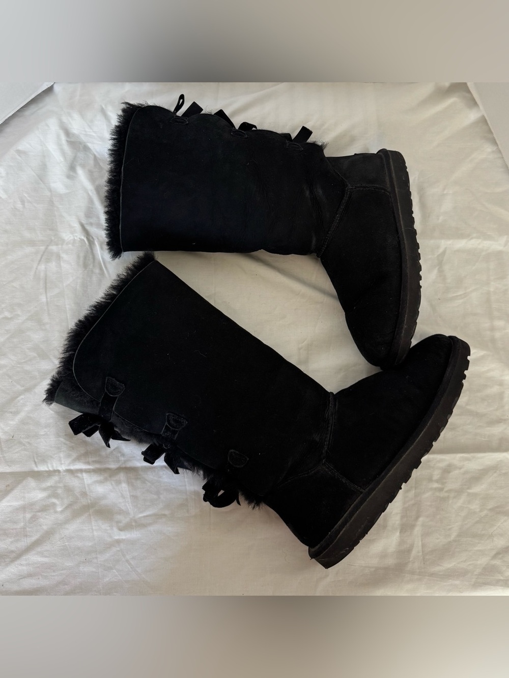 UGG Women's Bailey Bow Tall II Boots Size 8
